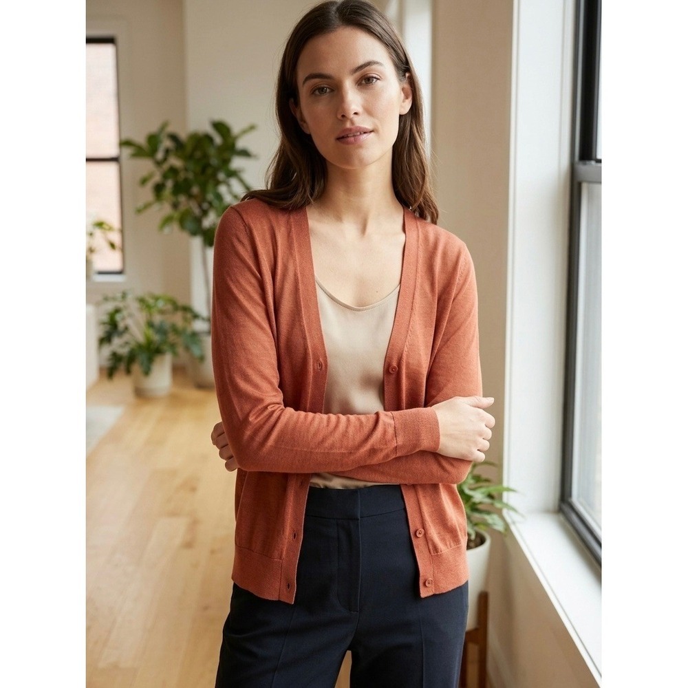 Uniqlo Light V-Neck Cardigan Terracotta Orange Sheer Knit XL 435908